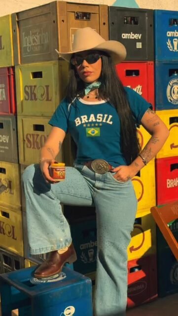 Brasiiil!! 💚💛
Vem hexaaa! 

Por aqui já estamos no clima!!

Vai torcer com estilo? Não esquece de cuidar das suas peças de couro !

@cerasjr - cuidado que faz durar.